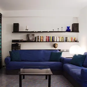  Apartment Un Gioiello Sotto Le Due Torri Italy